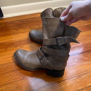 Steve Madden Moto Wraparound Boots